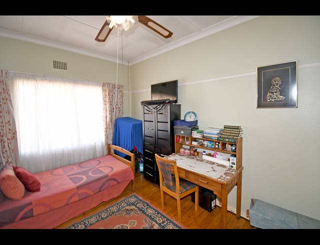 3 BEDROOM HOUSE FOR SALE IN CROSBY